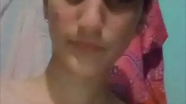 Slim desi horny girl fingering pussy viral nude