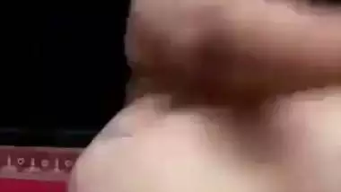 Big ass desi nude milf enjoys exposing her body