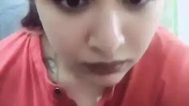 Cute Chubby Gilr Big Deep Open Navel Hole