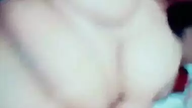 Indian teen films the way she masturbates and doesn't forget XXX titties