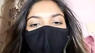 Sexy Indian college girl fingering her pussy