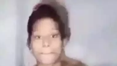 Desi girl bathroom show