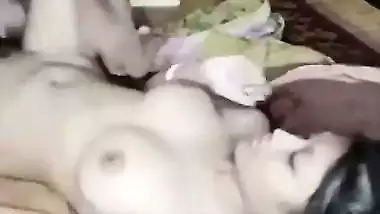 Social media influencer and his GF’s hot desi porn