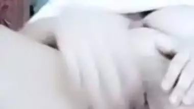 Nude fingering videos of horny desi girlfriend