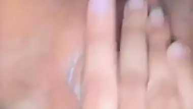 Nude videos online of sexy viral Indian girl nude