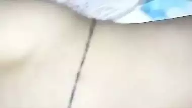 Nude Bengali married girl teasing MMS