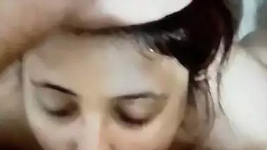 Wife deep throat blowjob before viral sex with hubby
