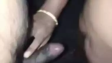 Tamil married bhabhi blowjob with flower on hair