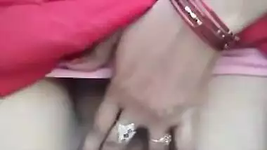 Horny Desi Babe Showing Her Pussy Hole With Moan