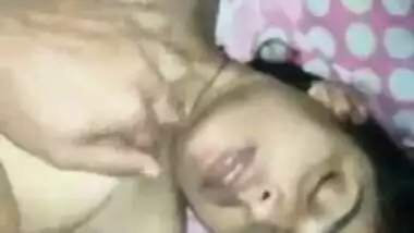 Desi Muslim Wife Fucked by her hubby’s friend