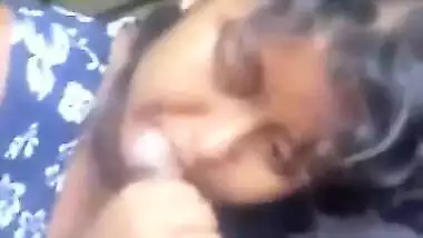 Punjabi girl sexy blowjob MMS video