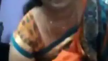 Malayali aunty showing yoni – Solo nude MMS