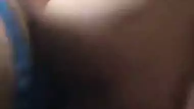 Desi girl’s tight chut fucked by boyfriend at the hotel