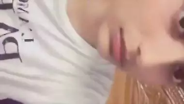 Cute girlfriend exposing nude big boobs viral selfie