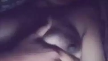 Indian aunty squeezes her own boobs like crazy in close-up video