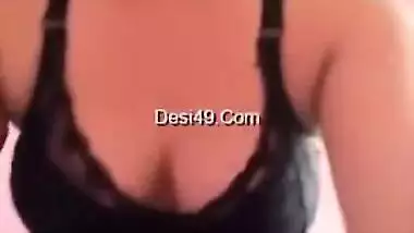 Whorey Indian comes out of shower with naked XXX body and dresses up