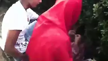 Couple Romance In Park - Movies. video3porn3