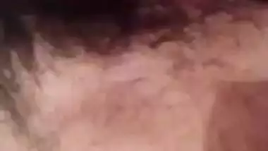 Indian girl nude MMS of a girl fingering her hairy pussy