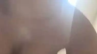 Round boobs Indian maal nude private show for lover