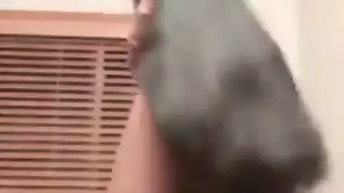 Lady shows her desi nude big boobs on adult webcam