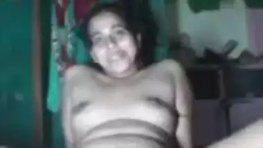 Cheerful Indian aunty is always glad to reveal nice naked body