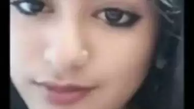 Gorgeous cam girl striptease nude show for client