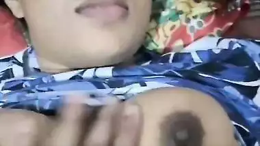 Squeezing a Tamil milf’s milky boobs