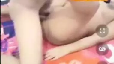 Newly registered Desi couple shows their first sex on live cam XXX