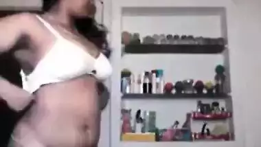 Typical South Indian aunt exposing her assets