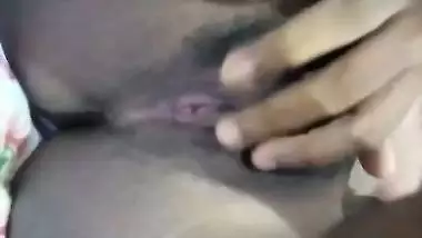 Tamil teenage girl fingering masturbation selfie