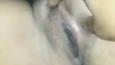 Rubbery boobs and pussy of Indian aunty