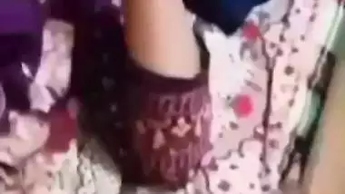 Married bhabhi sex affair with neighbor viral clip