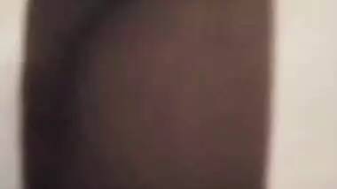 Today Exclusive- Desi Village Bhabhi Showing Her Boobs And Pussy