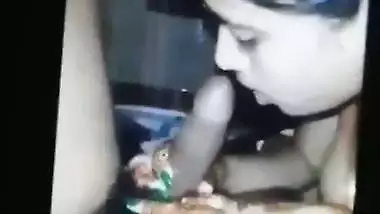 Hottest Indian girl blowjob viral video