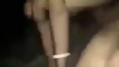 Village XXX whore has pussy fucked by Desi neighbour in the fresh air