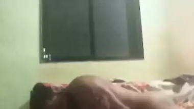 Desi couple Dehati floor chudai video