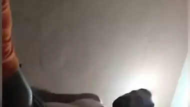 Chudai with desi girl Archana MMS video