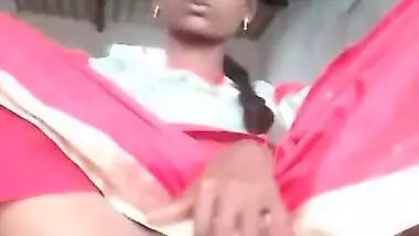 Telugu Village Bhabhi Showing 4 Clips Merged into single File