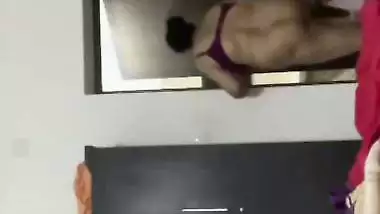 Naked mom after bath dress change caught viral MMS